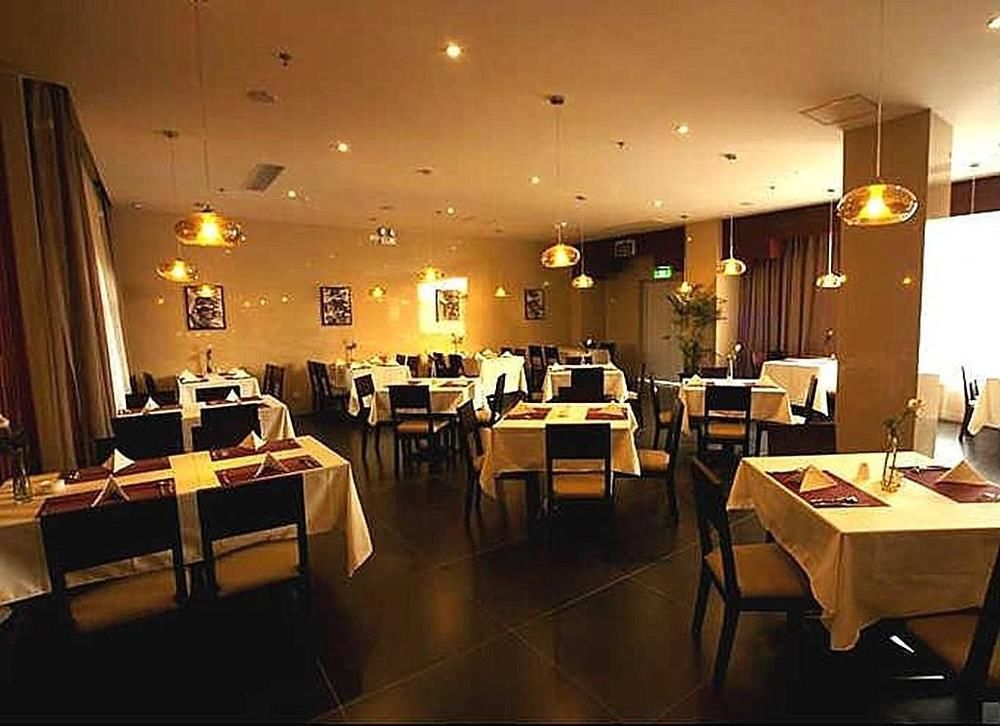 Heyi Hotel Hefei Changjiang Middle Road Екстериор снимка