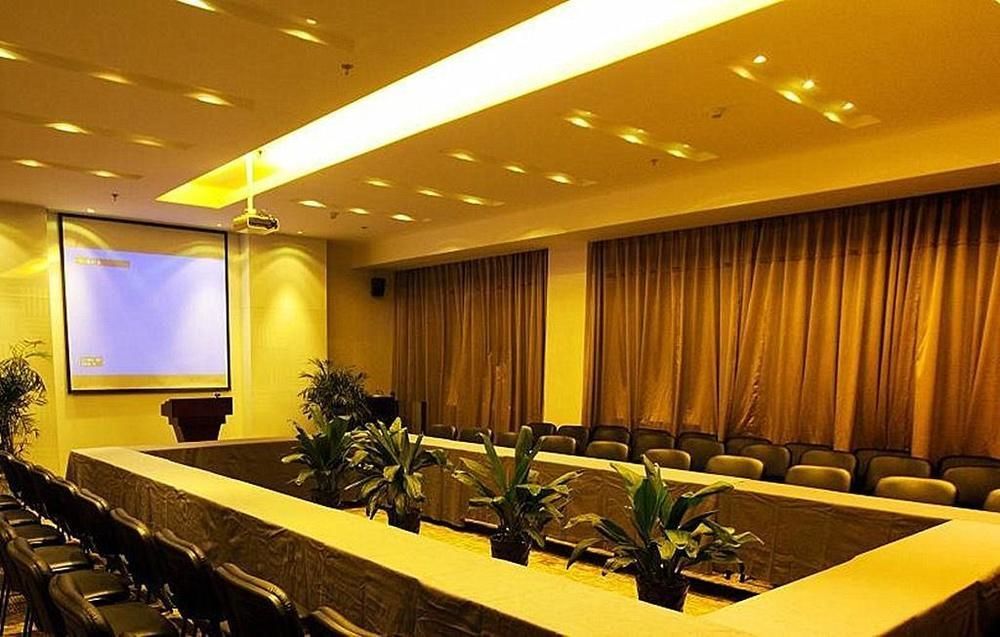 Heyi Hotel Hefei Changjiang Middle Road Екстериор снимка